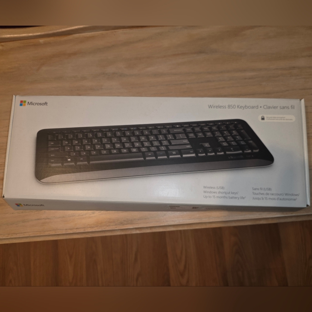 Microsoft Wireless Keyboard 850 in Black